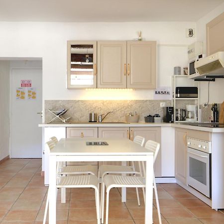 Cote Place Рие Екстериор снимка