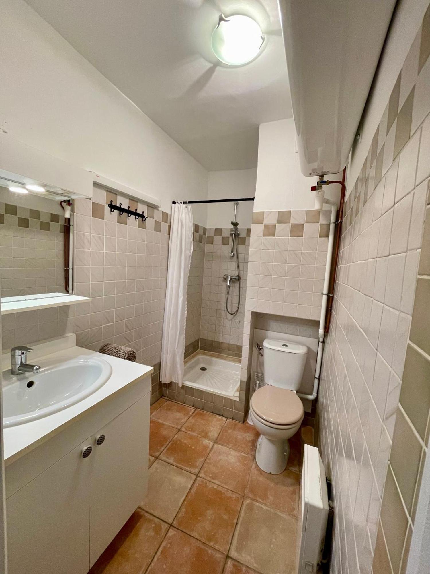 Cote Place Рие Екстериор снимка