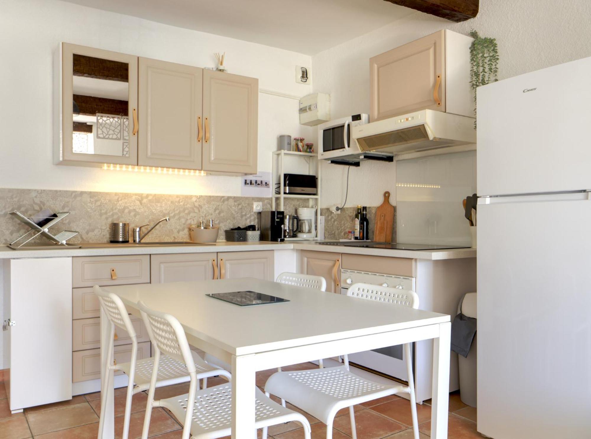Cote Place Рие Екстериор снимка